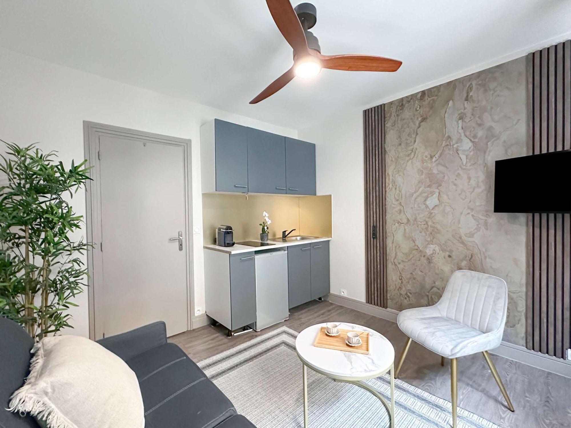 Elegant Escape Near Arc De Triomphe Appartement Parijs Buitenkant foto